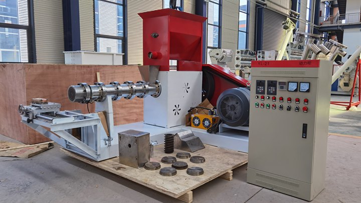 dry type Crappie pellet machine in Ghana